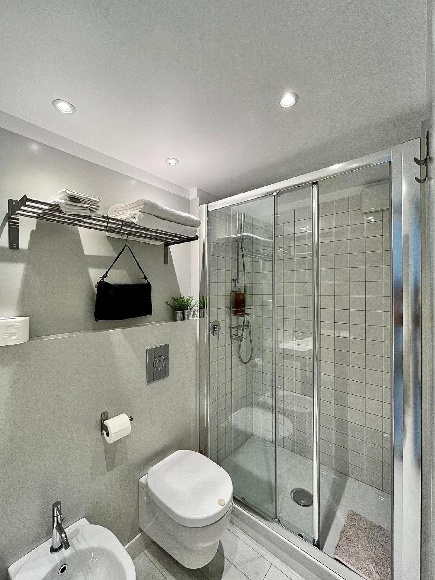 Tigelliotre Bed And Breakfast Cagliari Bagian luar foto