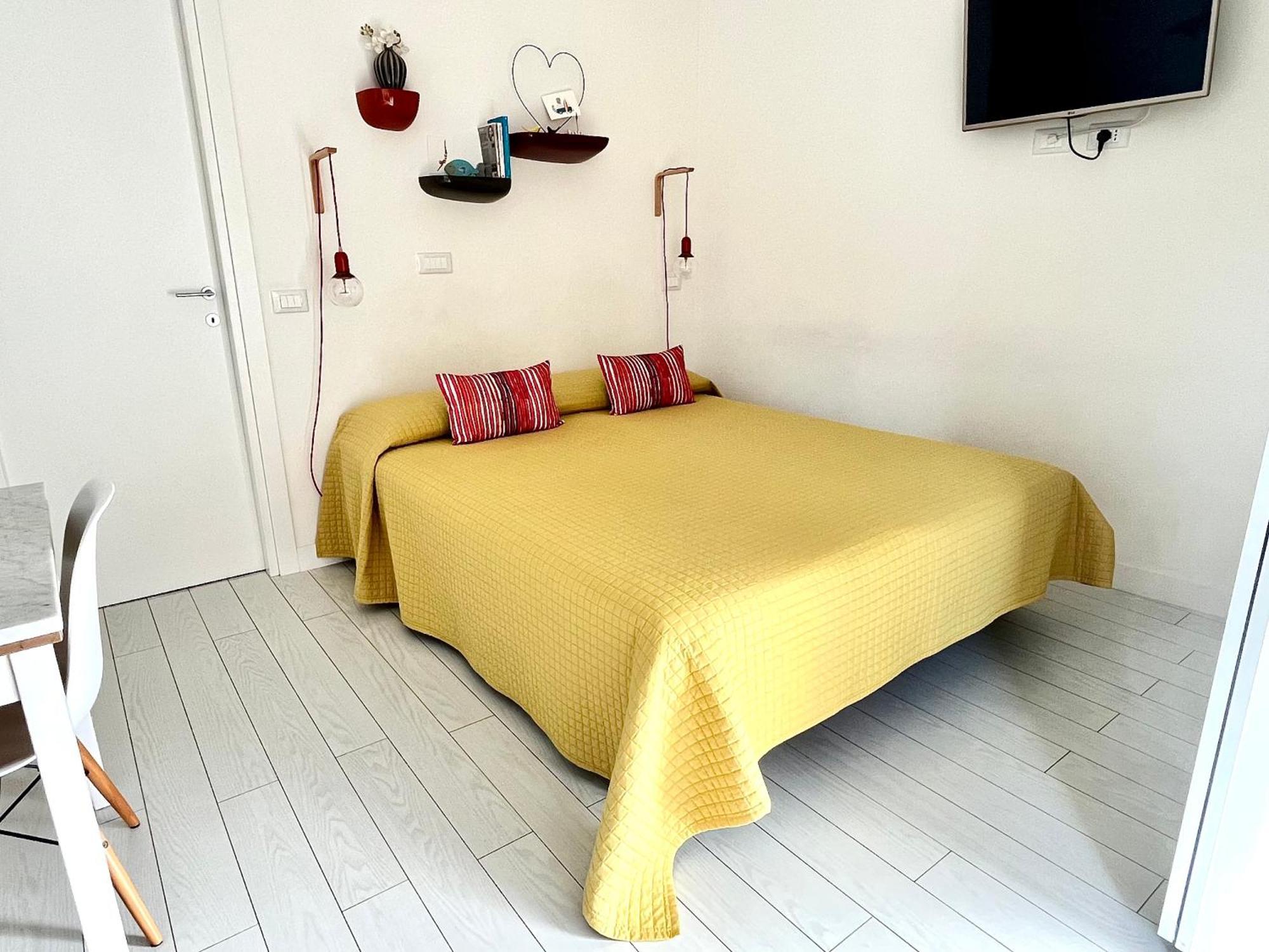 Tigelliotre Bed And Breakfast Cagliari Bagian luar foto